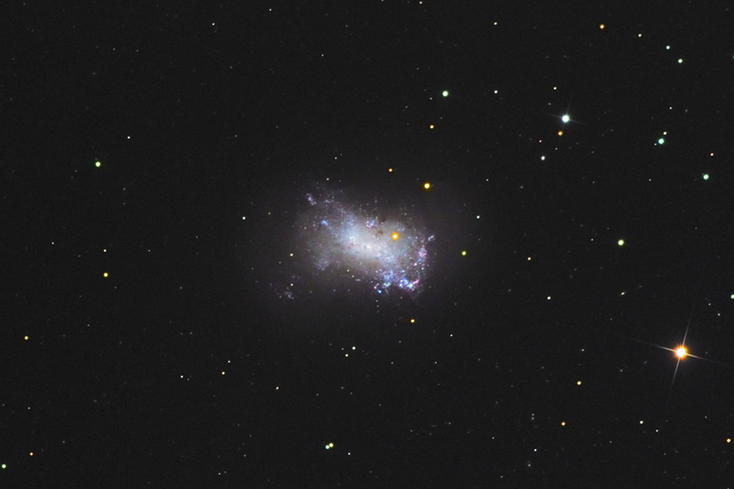 星 NGC4449